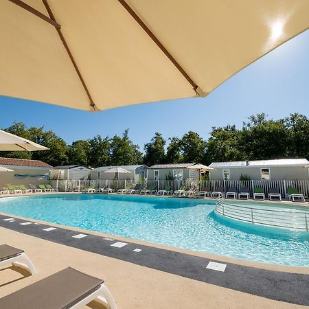 Camping Les Chevrefeuilles Royan Exterior foto