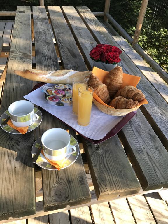 Camping Les Chevrefeuilles Royan Exterior foto