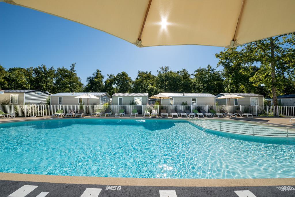 Camping Les Chevrefeuilles Royan Exterior foto